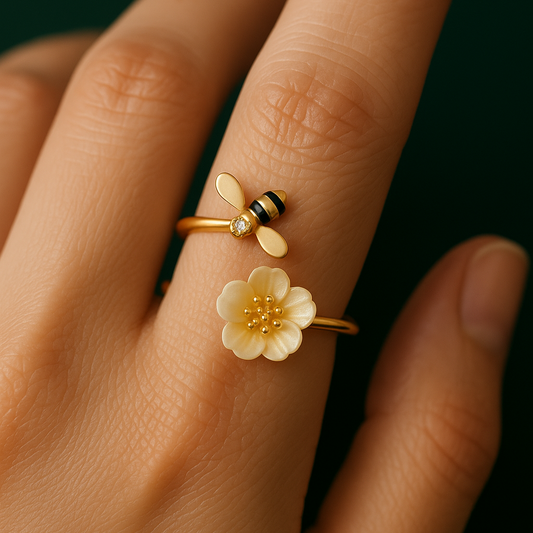 Bloom & Bee Ring